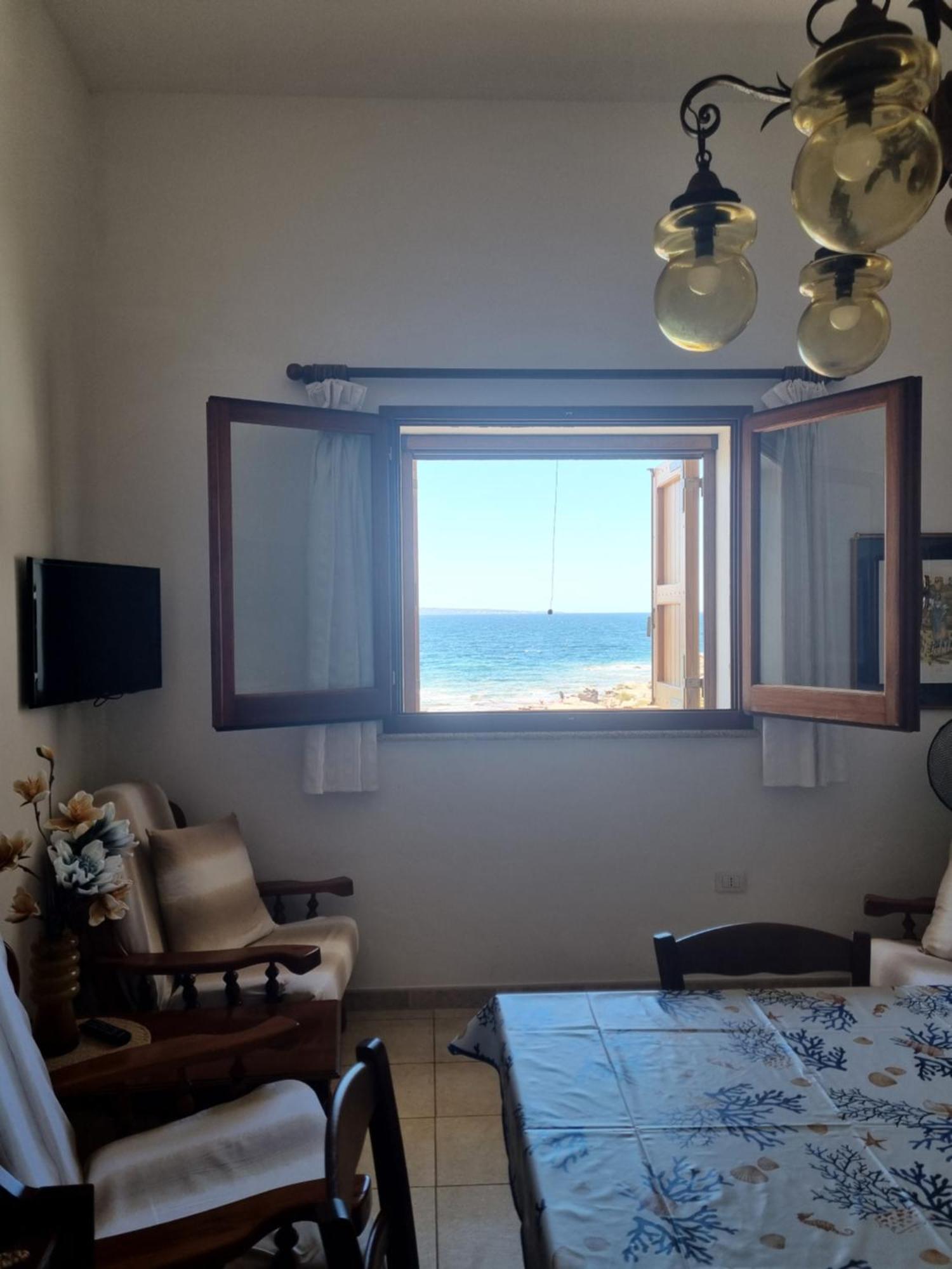 קאלאסטה Appartamento Scoglio Elisabetta מראה חיצוני תמונה